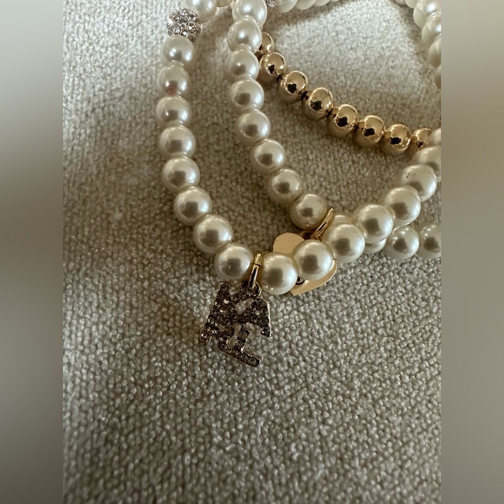 Karl Lagerfeld Faux Pearl & Gold tone 3pc Stretch Charmed Bracelet Set NWT - Picture 3 of 10